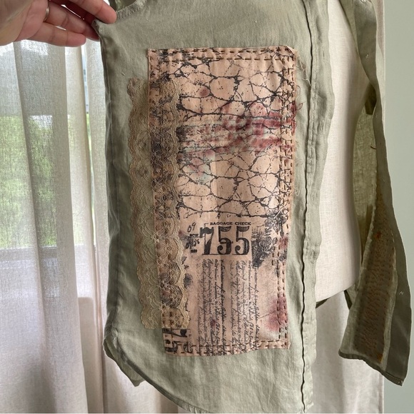 Upcycled patchwork Sage Green Linen shirt wearable art size XS One of a kind - Picture 7 of 14
